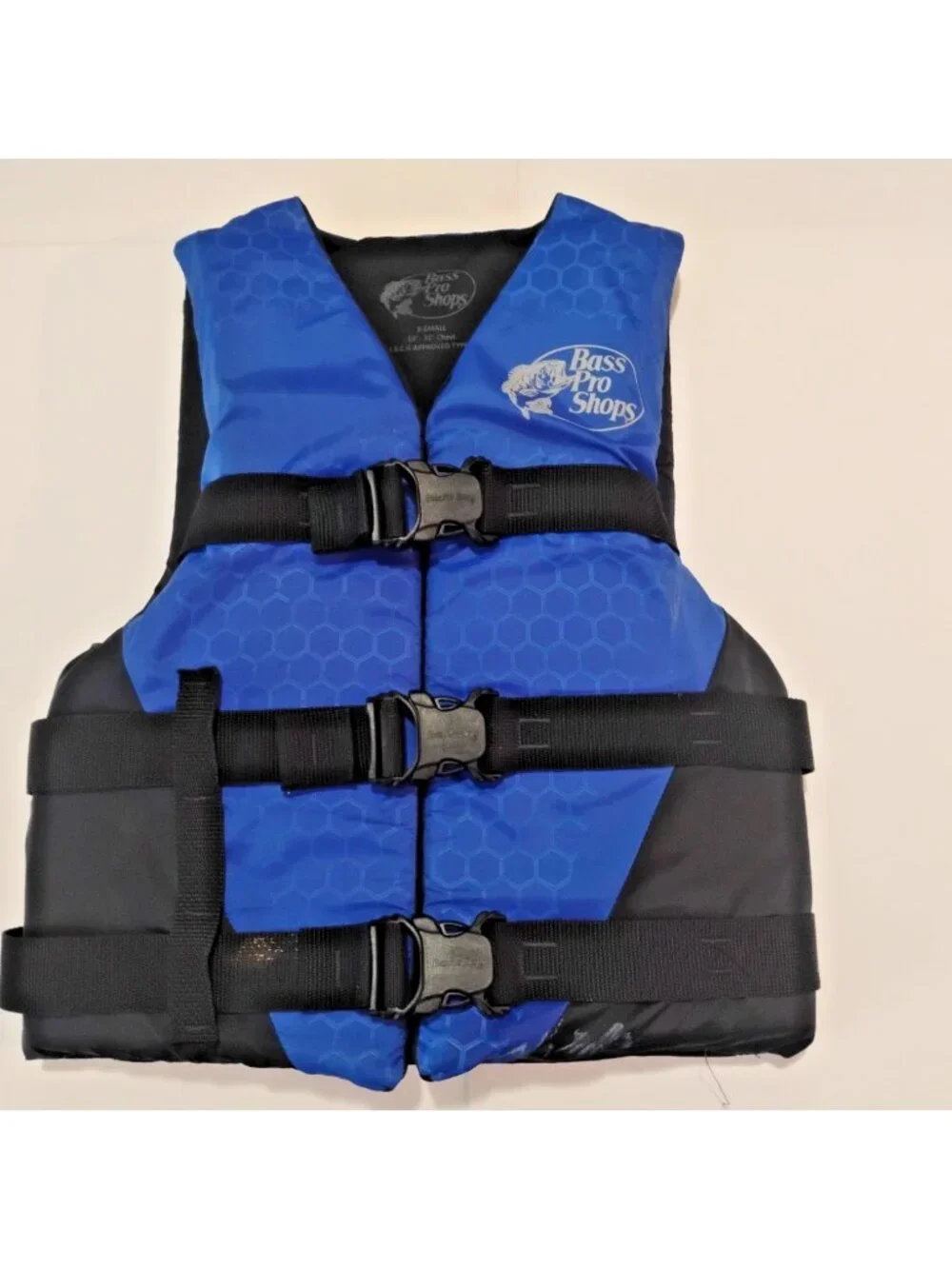 Bass Pro Shops Life Jacket Adult Petite  28-32 Chest  90 LBS Blue Swimming Vest